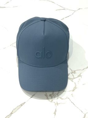 ALO NWOT Performance District Trucker Hat